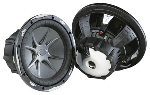 Kicker CVX152